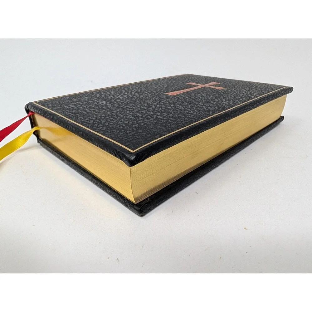 Vintage 1967 Nuestro Libro De Oracion Familiar Catholic Black Hardcover Stampley